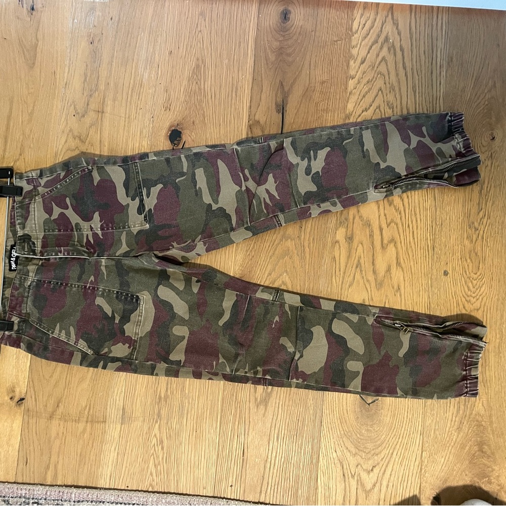 Pam & Gela Cargo Pants